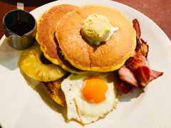 -Pancakes on the rocks(Darling Harbour)