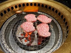 -山川小町·极番烧肉(新地假日广场店)