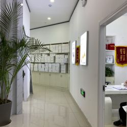 -痘敏医生专业祛痘·肌肤修复连锁