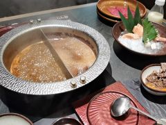 -牛YO寿喜烧·铁板烧和牛火锅自助(市府恒隆店)