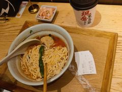 -呼啦面馆·头牌豌杂面(爱琴海店)