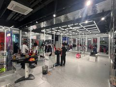 -YONEX苗江运动城(源深店)