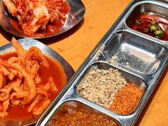 -唯成•韩国炭火烤肉 유성고기