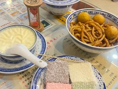 -广信牛奶甜品世家(台东店)