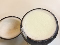 -志龙皇冠吃货椰子铺