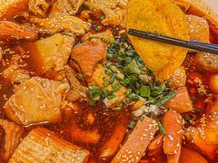 -三顾冒菜·麻辣烫(万达店)
