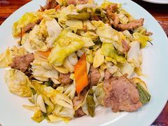 泡菜炒肉-土菜水饺村(宁夏路店)