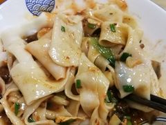 -大嘻咹biangbiang面(历史博物馆店)