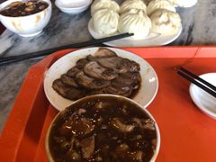 猪肉三鲜包子-天兴居(鲜鱼口街店)