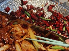 -小鱼小牛·鱼牛干锅·脆鱼火锅(世欧广场店)