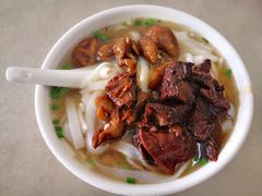 牛腩拼猪肠粉-海幢瑞芳饮食店