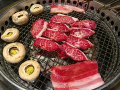 -何发发和牛烧肉·鳗鱼榴莲放题自助(乐峰广场店)