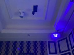 -皇马纯KTV·量贩·聚会(民治店)
