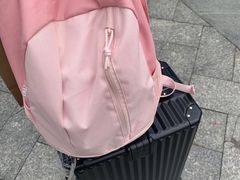 -观澜湖新城运动奥莱区