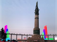 -人民防洪胜利纪念塔