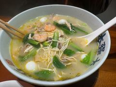 -李犟大爆鳝面·手工蟹黄包(湖滨西湖店)