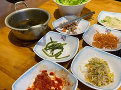 小菜-唯成•韩国炭火烤肉 유성고기