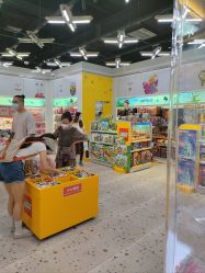 -kidsland(颐堤港店)
