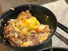 燒肉店的芝士牛丼-乾杯烧肉居酒屋(中洲湾店)
