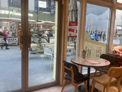 -必胜客(WOW昙华林店)