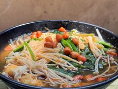 老式麻辣烫-多鱼炸串麻辣烫(闽江路店)