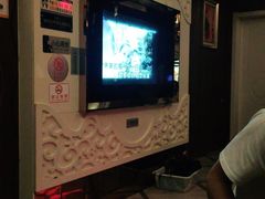 -盛世欢唱量贩式KTV(紫阳店)