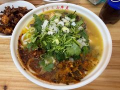 -文山荷鲜居(翠湖店)