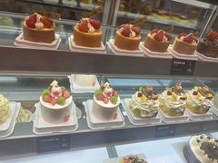 -罗森尼娜(德思勤店)