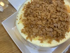 -蜜蜂小象·榴莲千层蛋糕(时代汇11栋店)