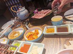 -明洞阿姨·韩式酱蟹烤肉·创意料理(三元桥店)