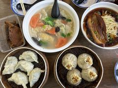 三鲜馄饨-刘长兴(逸仙桥店)