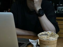 -星巴克臻选(杭州嘉里中心1F店)