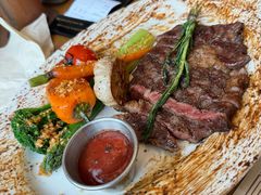 -Mark&Mars Restaurant
