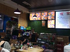 -内蒙焖面大盆骨餐馆(山大路店)