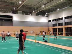 -莱茵体育生活馆