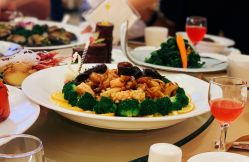 -甘井子区冠豪主题婚礼酒店宴会厅(机场店)