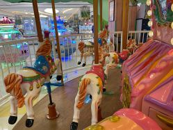 -莫莉幻想儿童乐园(绍兴金帝银泰城店)