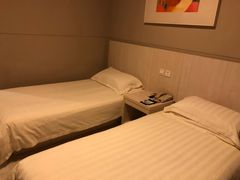 -锦江之星(武汉黄鹤楼复兴路地铁站店)