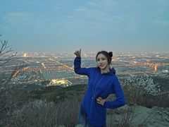 -鬼笑石后山停车场