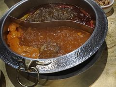 -左庭右院鲜牛肉火锅(金山万达店)