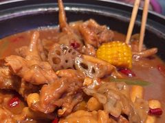 -多嘴超级肉蟹煲(中街恒隆故宫店)