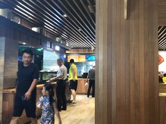 -亮亮面馆(经六路店)