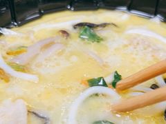 云南过桥米线-云海肴·汽锅鸡·云南菜(美罗城店)