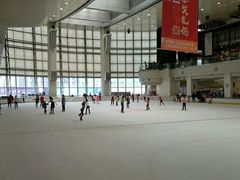 -冰纷万象滑冰场(深圳万象城店)