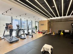 -Z&B Fitness Studio·Gym(前滩L+PLAZA店)