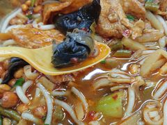-红鼻子桂林米粉(金唐新光界店)