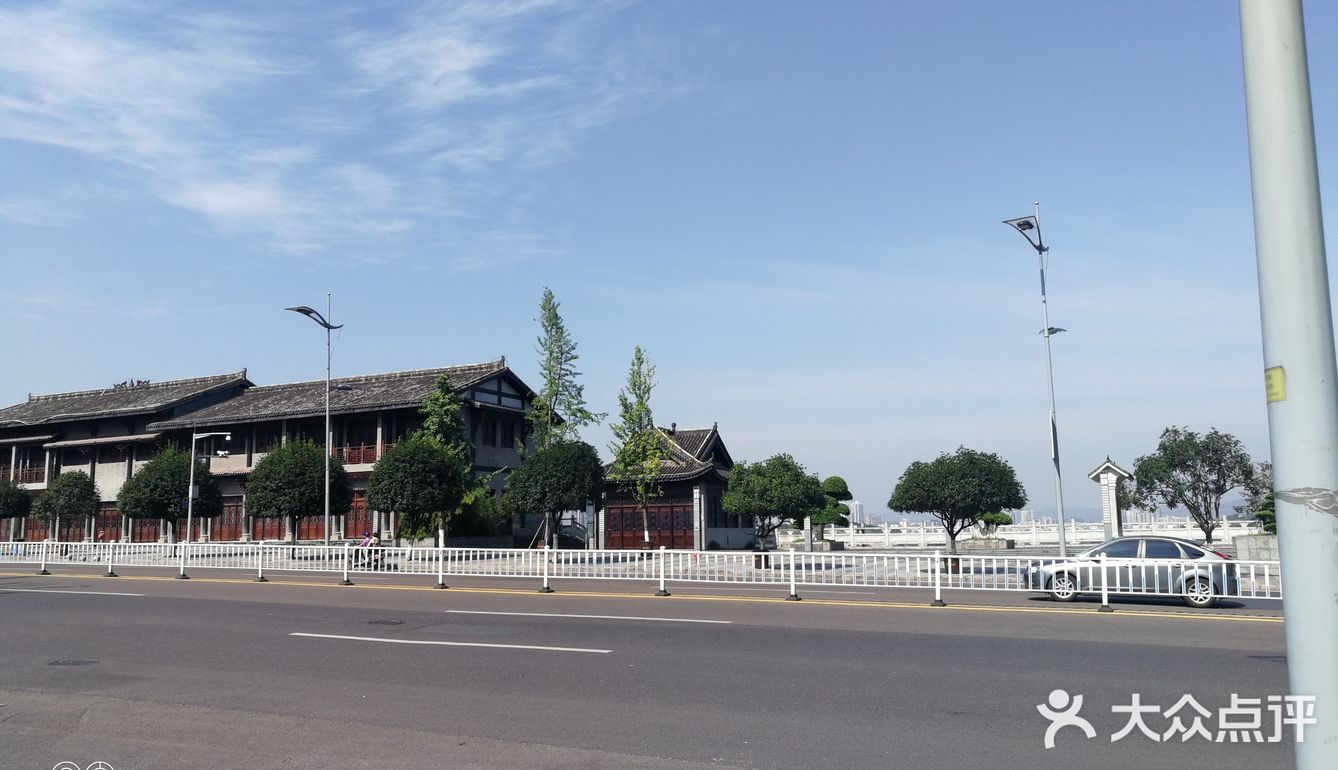 本地人推荐游客来巴南龙洲湾通江公园旅游攻略!