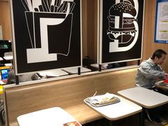 -麦当劳(华融店)