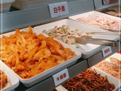 -李记称盘牛杂串串(广厦店)