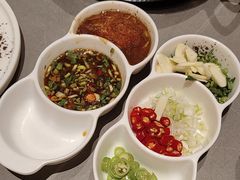 -黑金·寻焰自助百汇·烤肉·火锅(中街店)